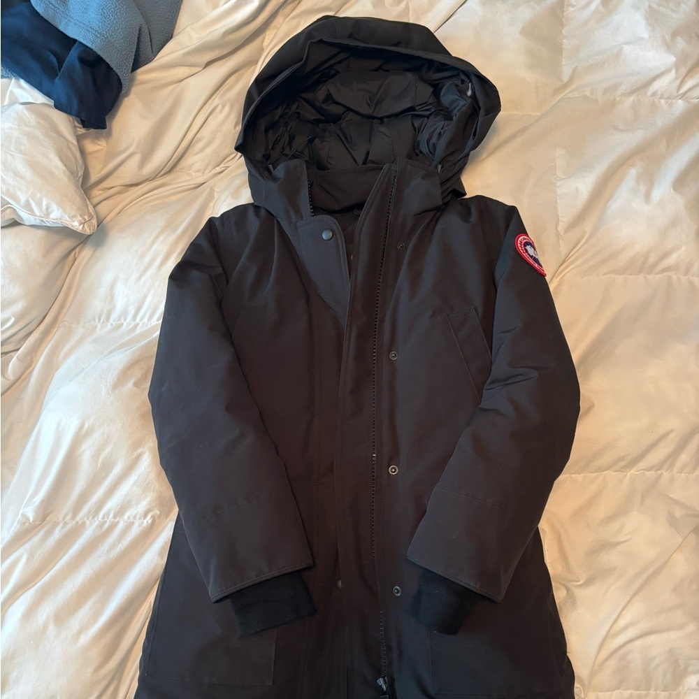Canada Goose Parka.  Brand new never worn.   
.